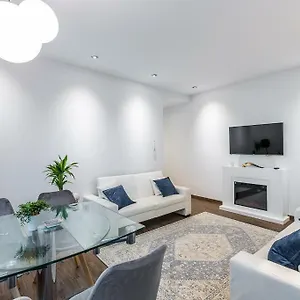 https://ubicacion-inmejorable-reformado-lujo.bilbaohotelsspain.com